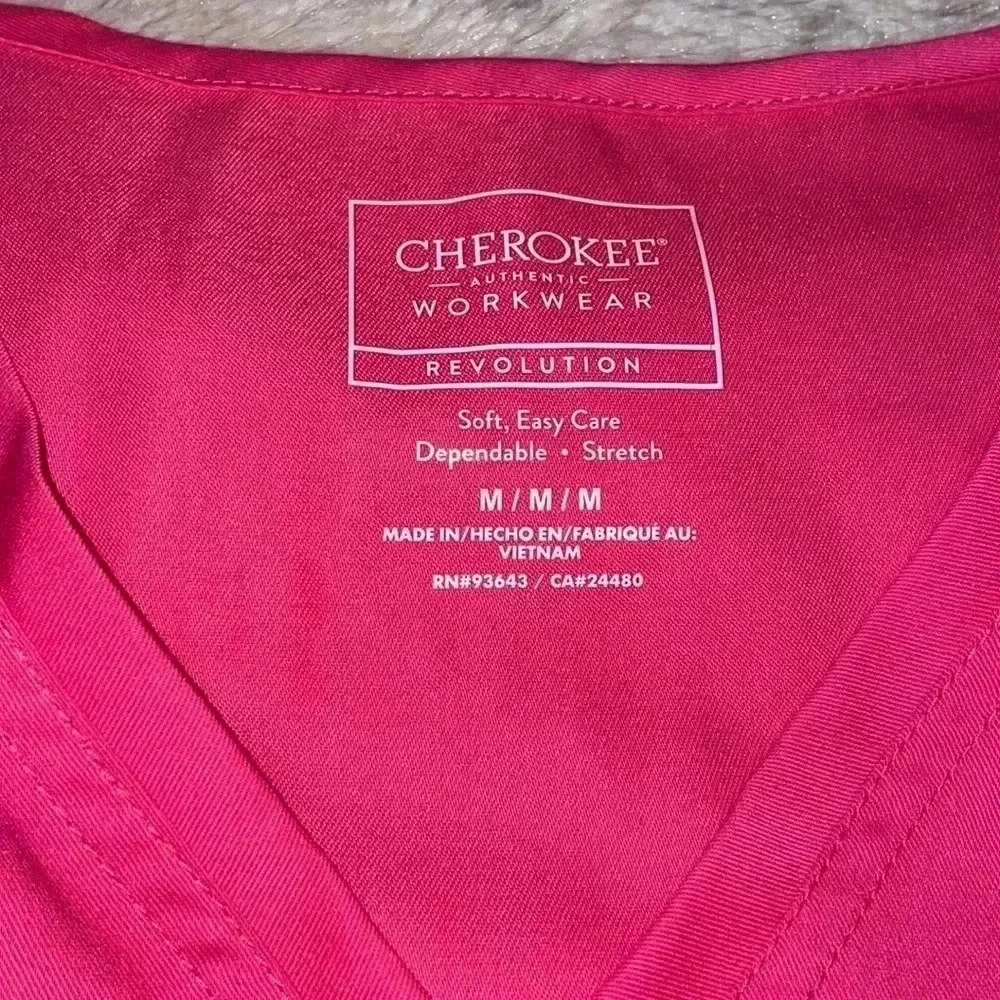 NWT Cherokee Workwear Scrub Top - Picture 3 of 5